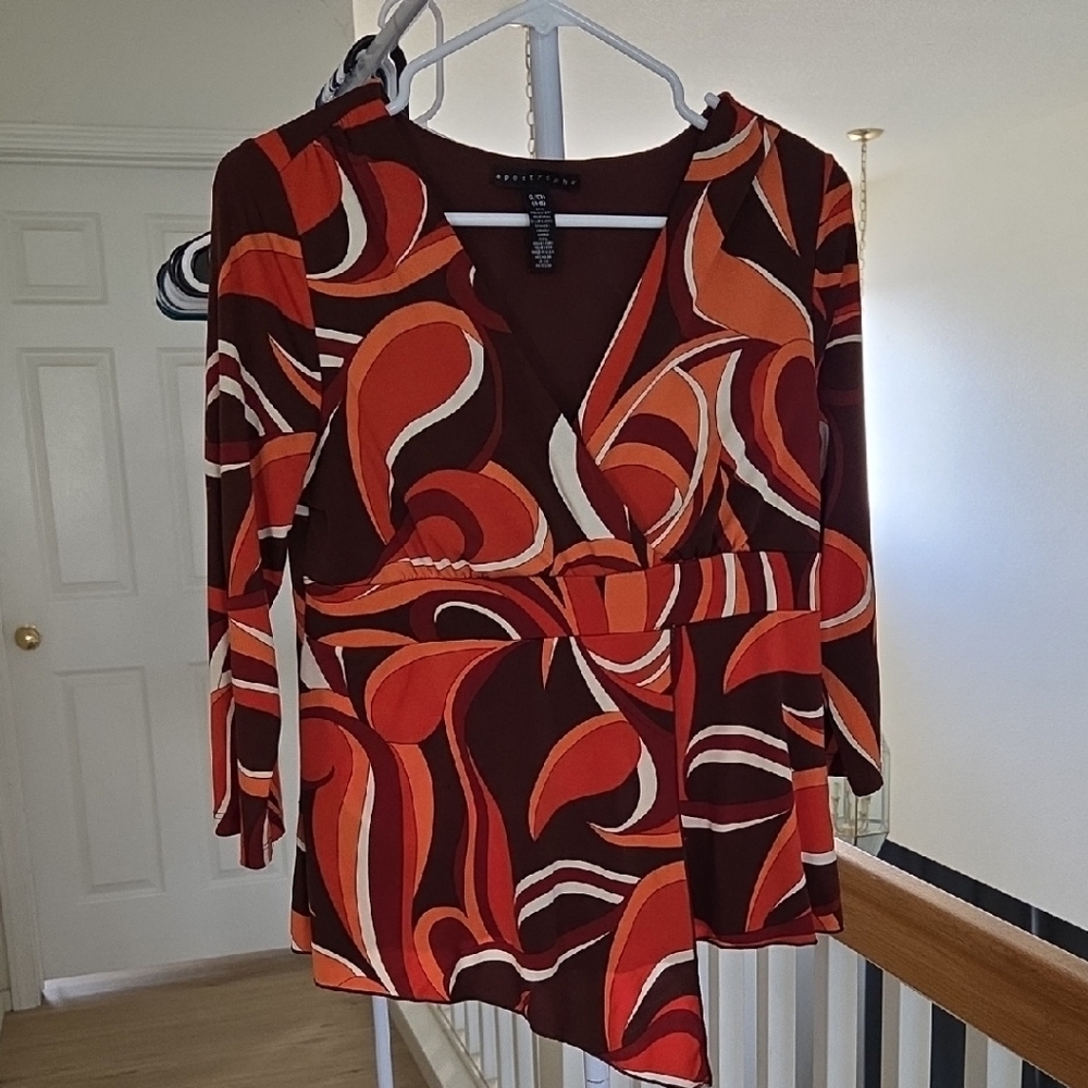 Apostrophe Long Sleeve Blouse Size 6